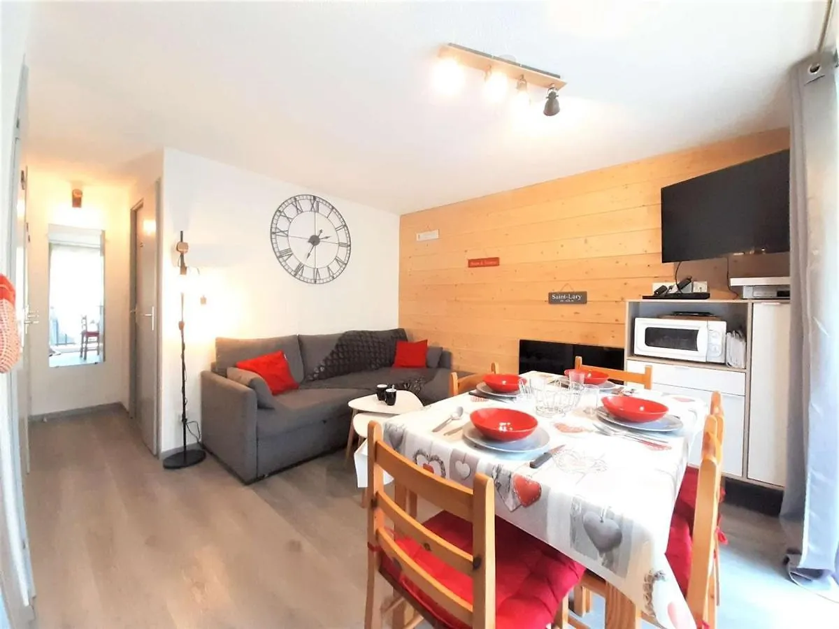 T3 6 Pers A St-Lary-Soulan Avec Balcon, Wifi Et Parking - Fr-1-457-318 Apartment Vignec