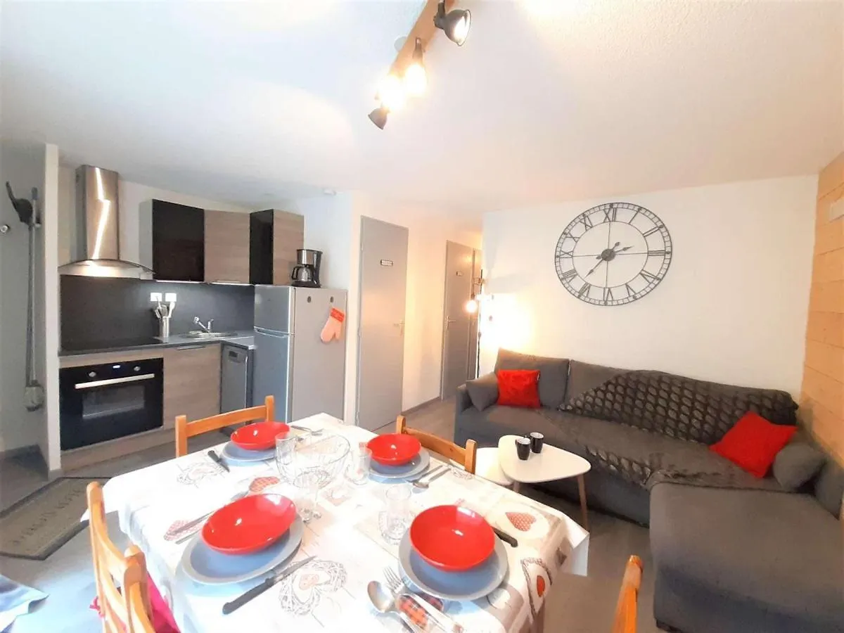 T3 6 Pers A St-Lary-Soulan Avec Balcon, Wifi Et Parking - Fr-1-457-318 Apartment Vignec